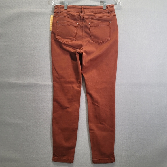 Patchington Pants Womens  Brown Mid Rise Ankle Flat Front Casual Comfort Size 6 - Picture 4 of 14